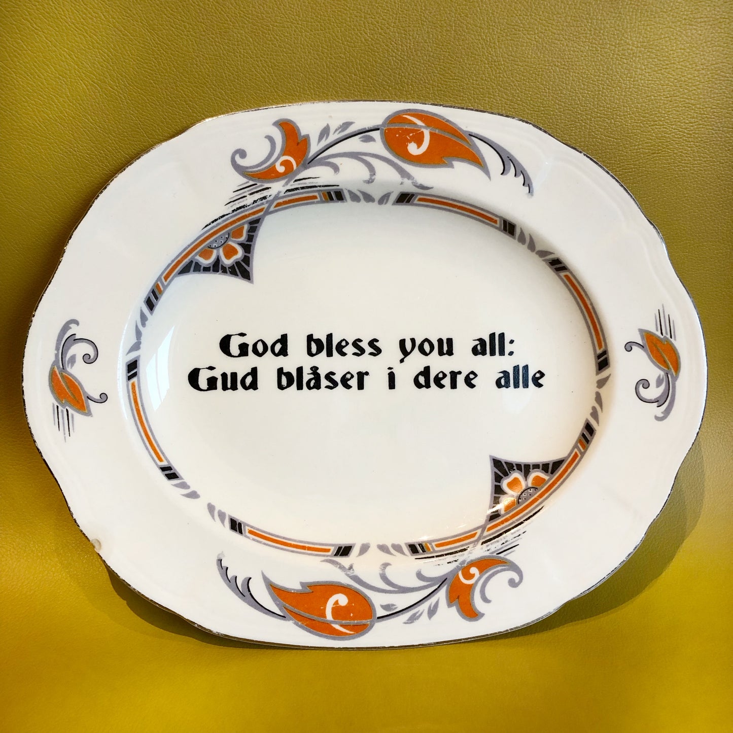 God bless you all: Gud blåser i dere alle